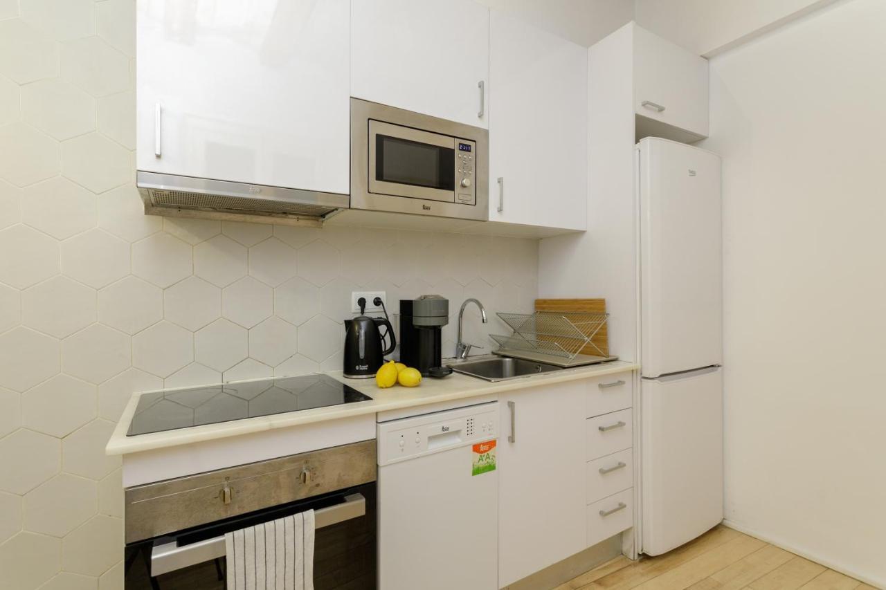 El Born Design Apartments บาร์เซโลนา ภายนอก รูปภาพ