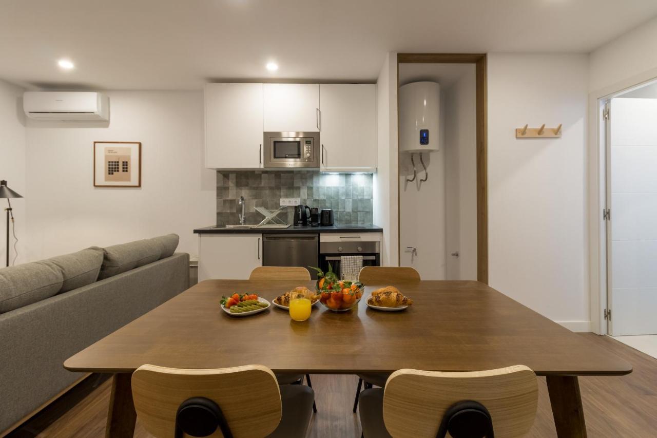 El Born Design Apartments บาร์เซโลนา ภายนอก รูปภาพ