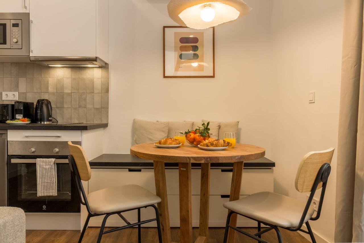 El Born Design Apartments บาร์เซโลนา ภายนอก รูปภาพ