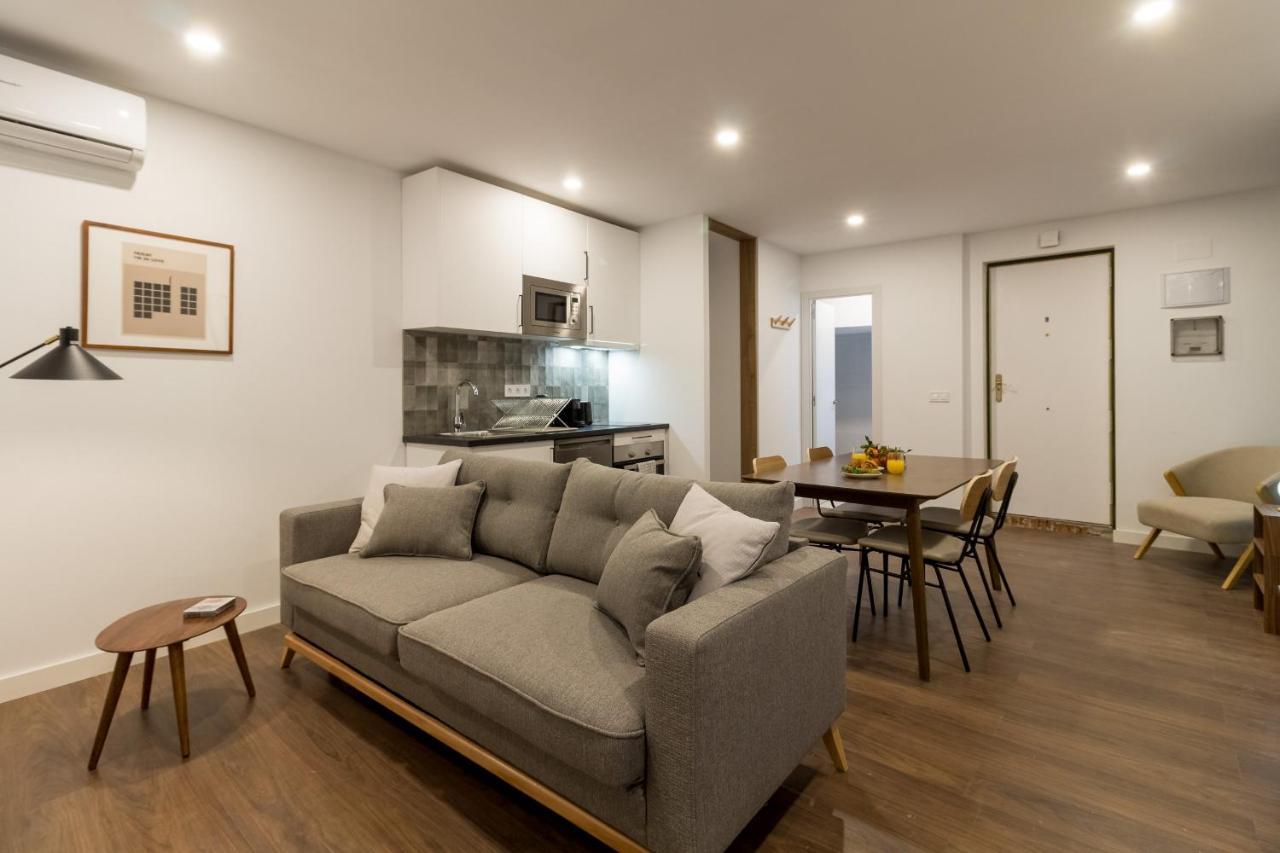 El Born Design Apartments บาร์เซโลนา ภายนอก รูปภาพ